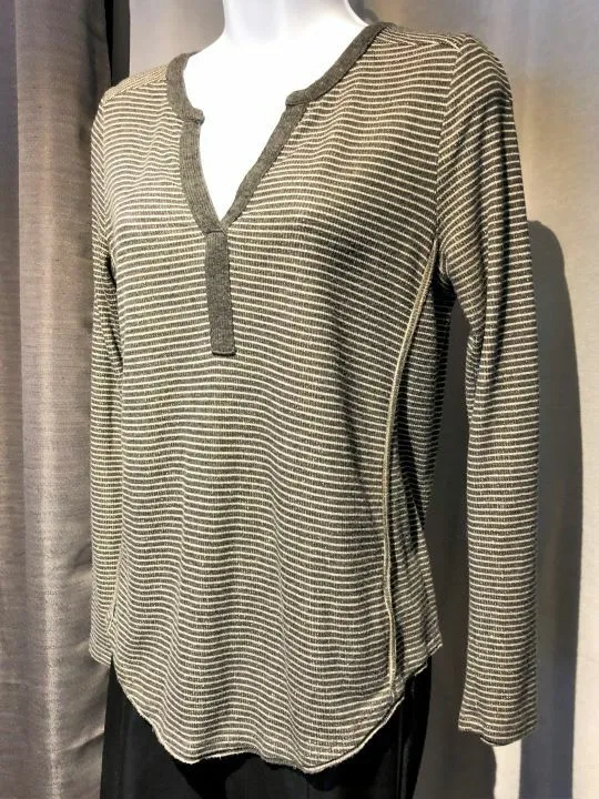 Akemi   Kin Anthropologie MEDIUM Gray Henley