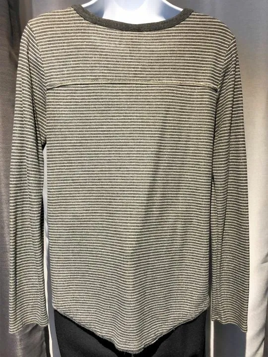 Akemi   Kin Anthropologie MEDIUM Gray Henley