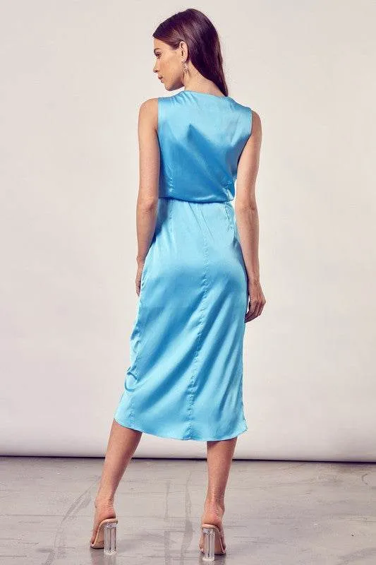 Do   Be Casual Front Slit V-Neck Sleeveless Wrap Midi Dress