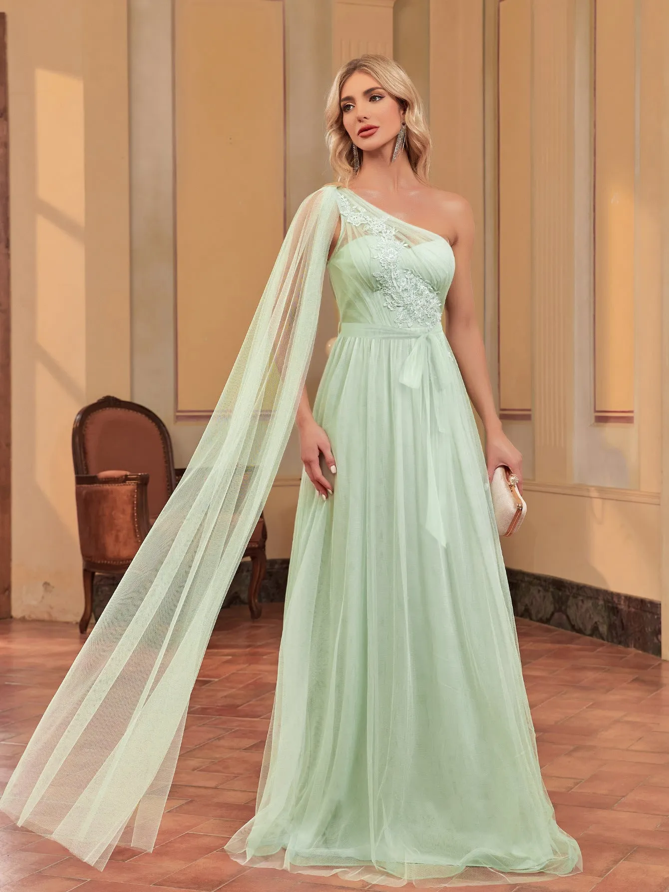 Elegant Floor Sleeve Applique One Shoulder Evening Dress