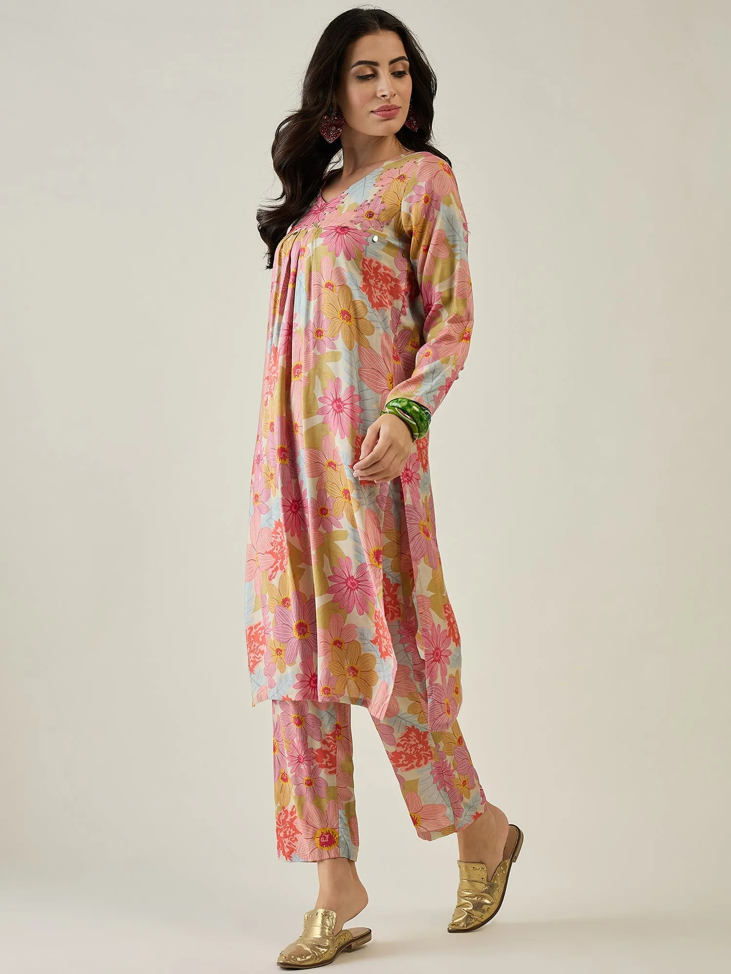 Floral Printed Regular Silk Crepe Kurta with Trousers