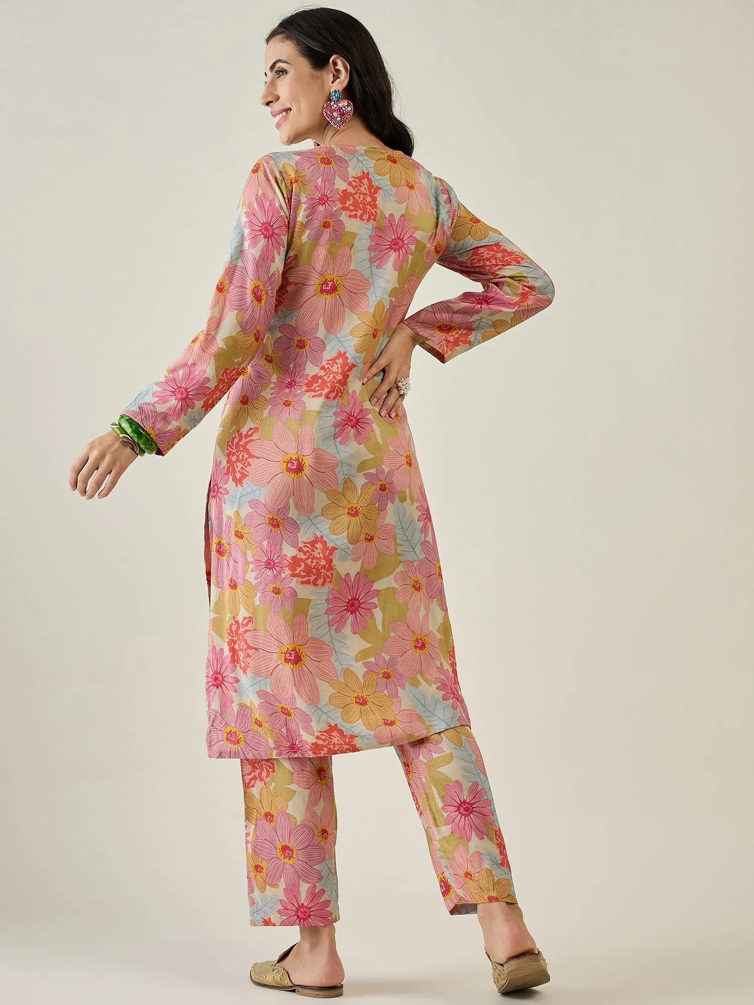 Floral Printed Regular Silk Crepe Kurta with Trousers