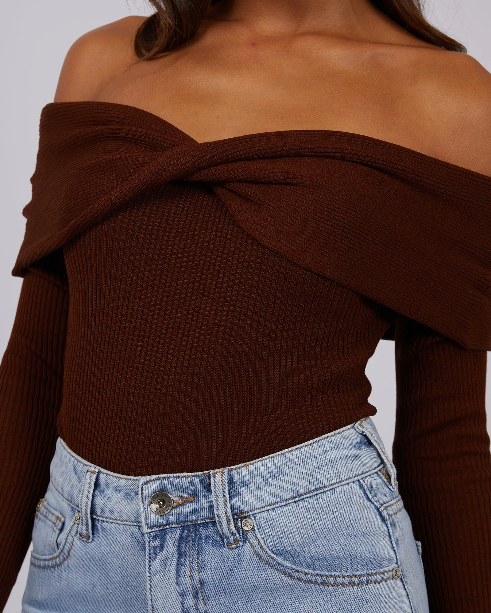 Livia Top Brown