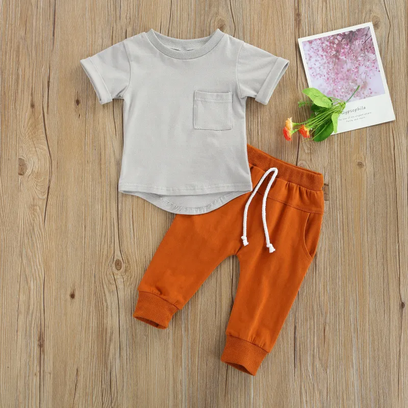 T-Shirt & Sweatpants Set