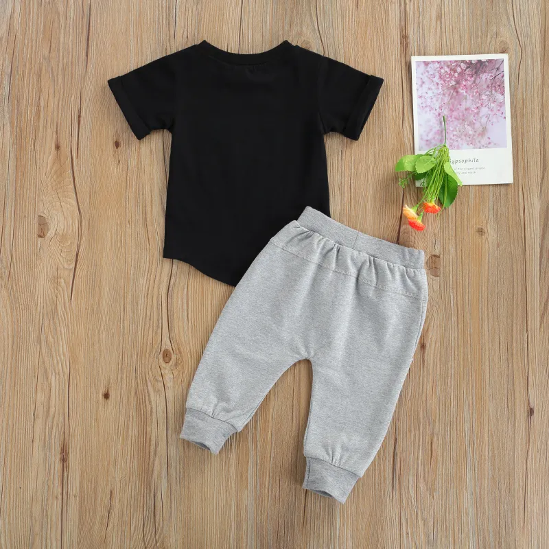 T-Shirt & Sweatpants Set